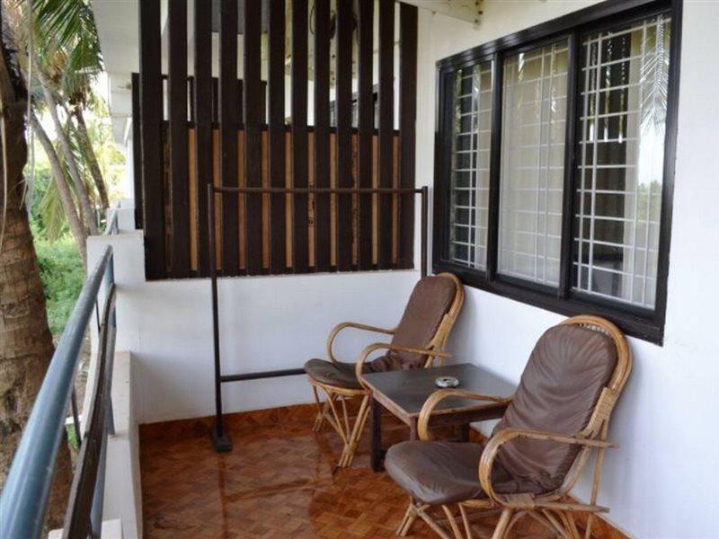 Pleasure Beach Resort Morjim Exterior foto