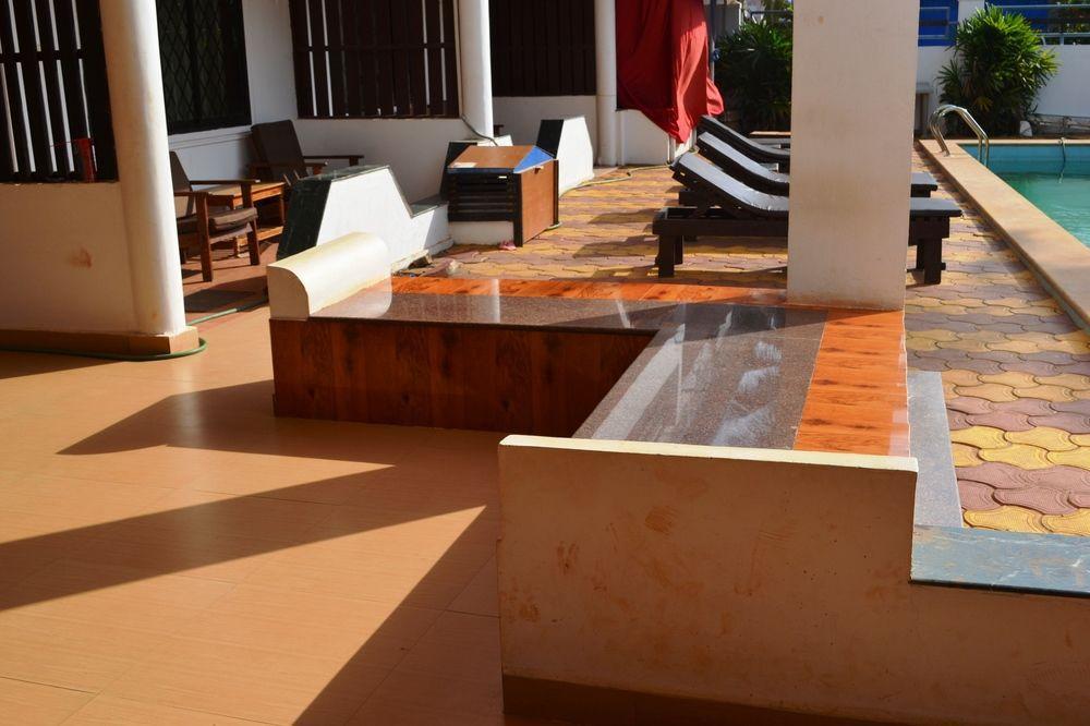 Pleasure Beach Resort Morjim Exterior foto