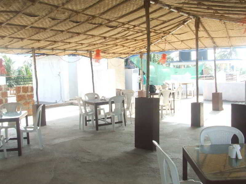 Pleasure Beach Resort Morjim Exterior foto