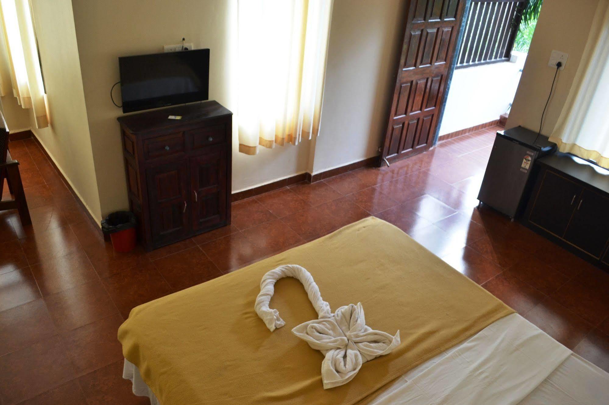 Pleasure Beach Resort Morjim Exterior foto