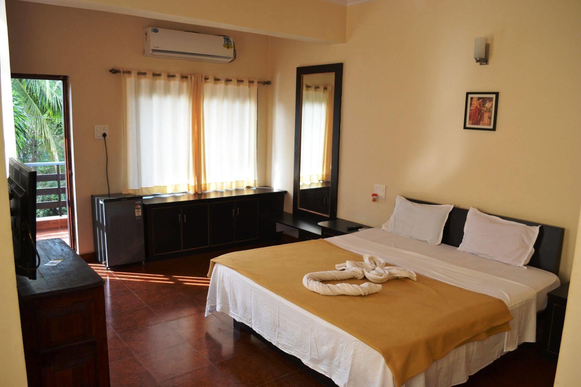 Pleasure Beach Resort Morjim Exterior foto